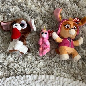 3 Ty stuffed animals.